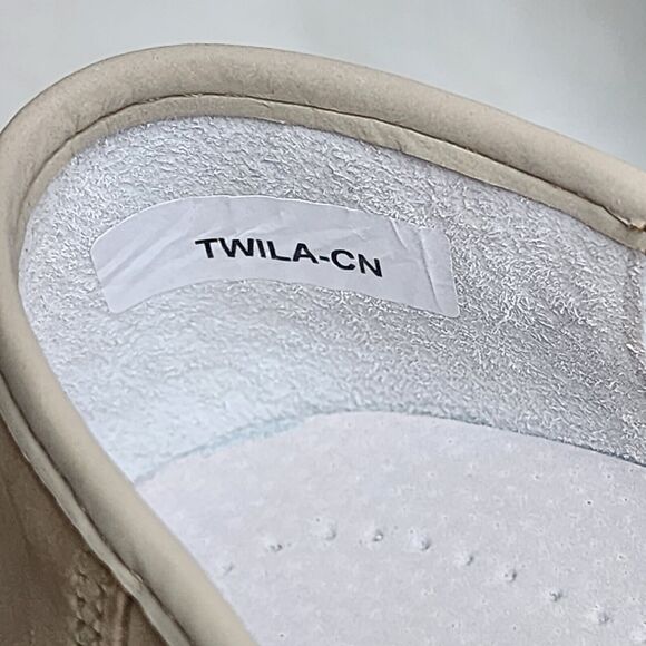 Spring Step Leather Upper Slip On Shoes Cut Out Flats Beige Size 9US 40 Portugal - Picture 14 of 16